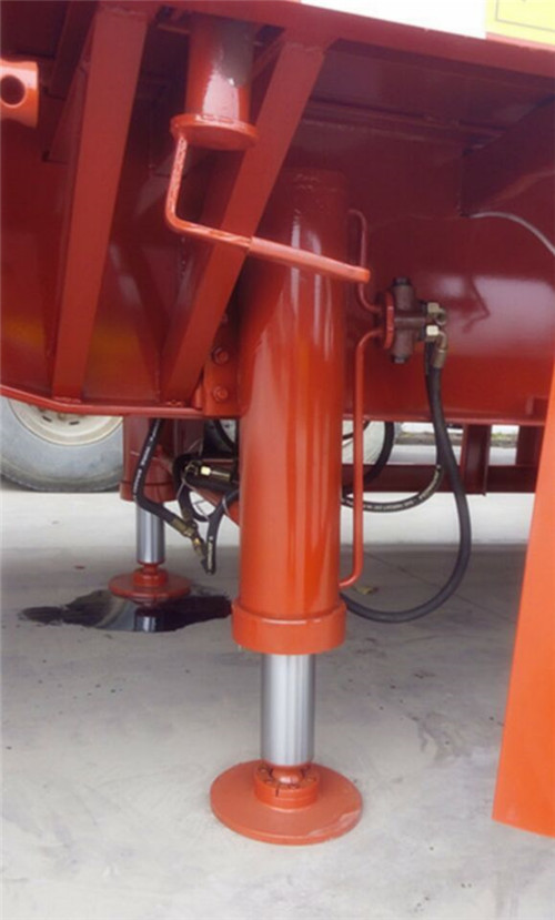 半掛車液壓支腿使用如何做到收放自如？